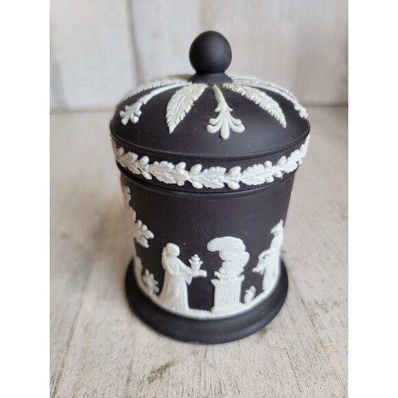 Wedgwood black mini tobacco‎ pot jar vintage Victorian angel Olympian lidded - Picture 2 of 9
